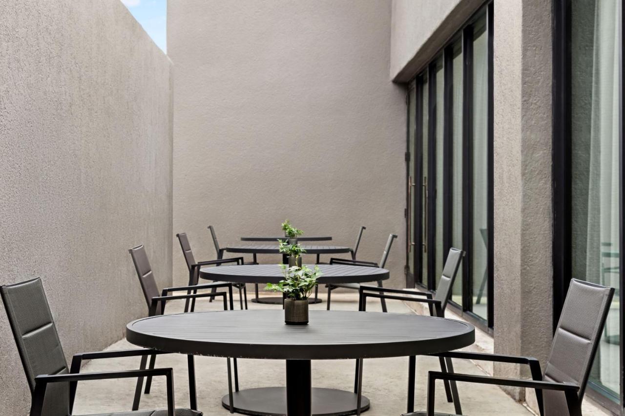 Marriott San Antonio Airport Hotel Екстериор снимка