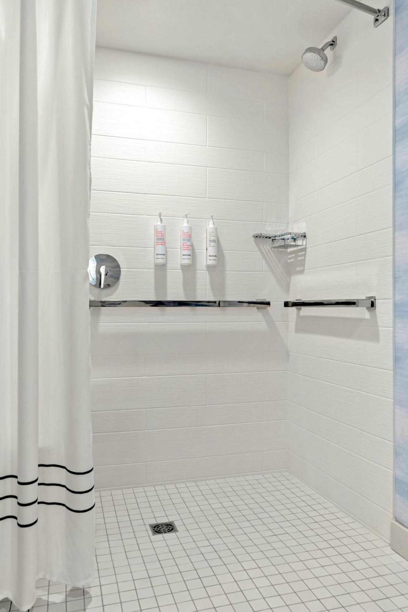 Marriott San Antonio Airport Hotel Екстериор снимка